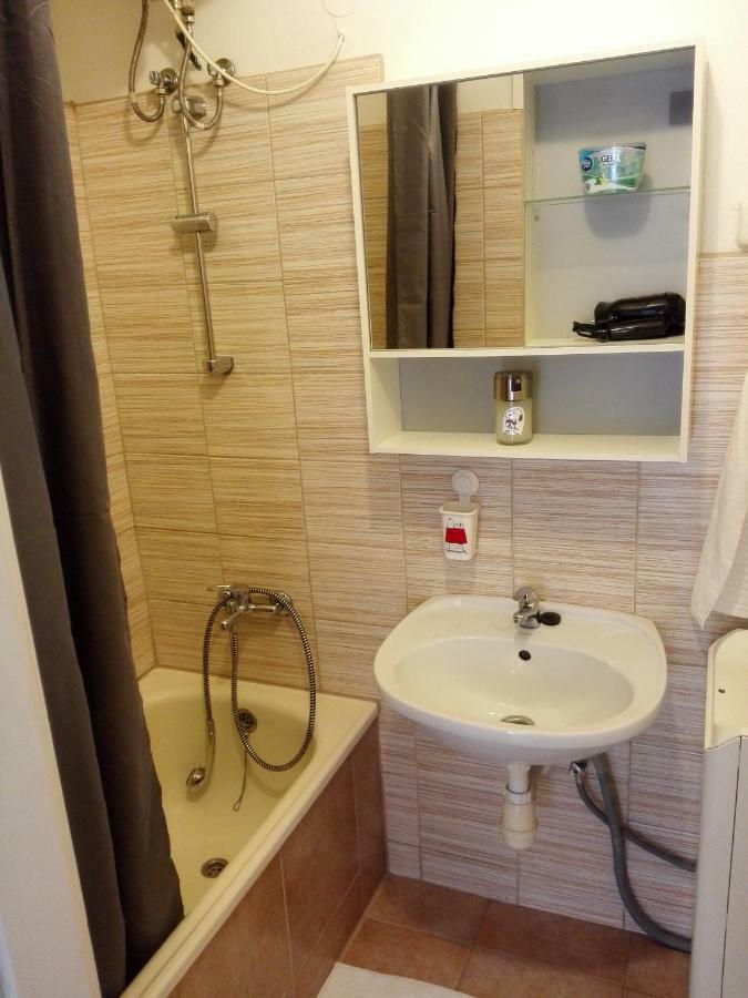 Minion & Snoopy Apartman Budapesta Exterior foto