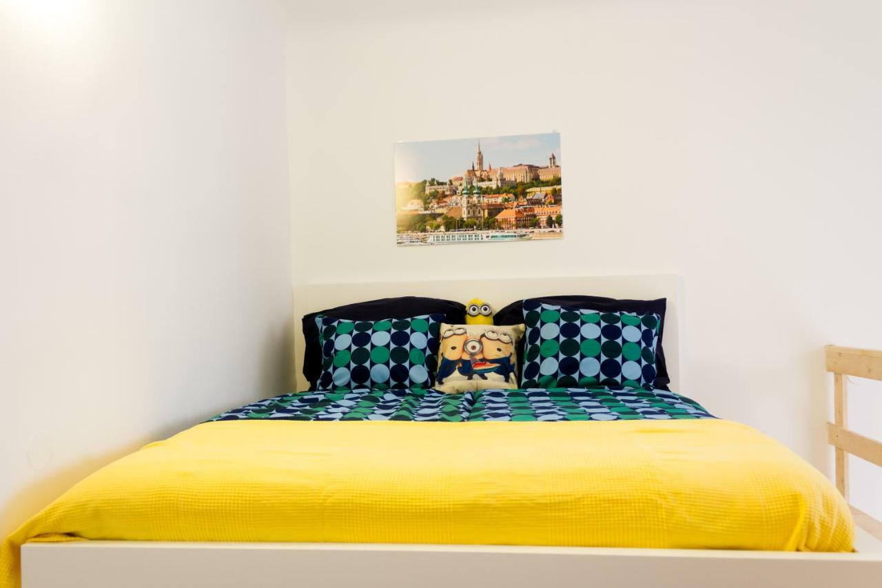 Minion & Snoopy Apartman Budapesta Exterior foto